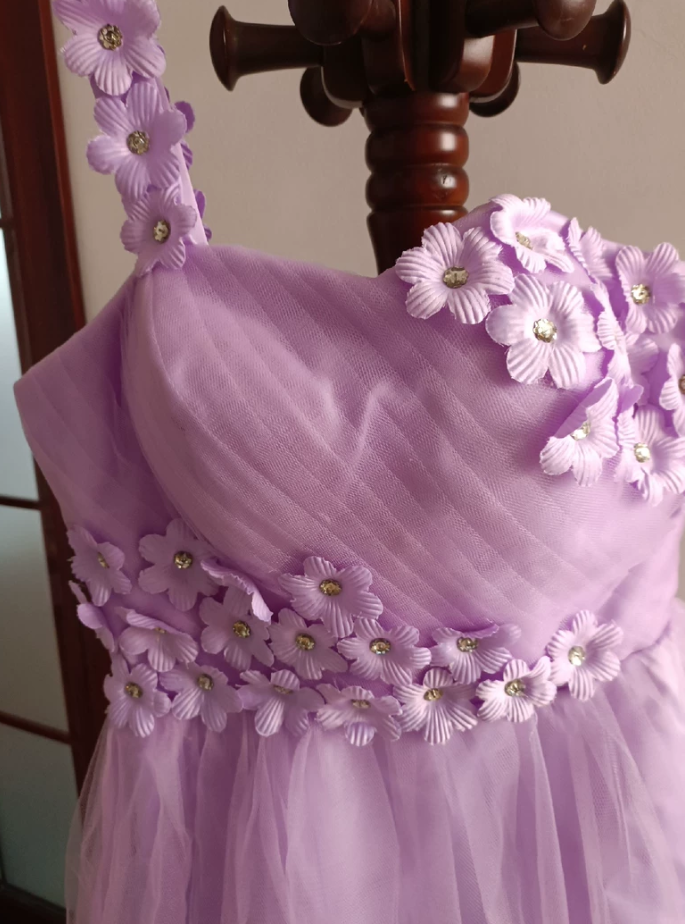 Mini robe de soirée en satin, sans bretelles, sans manches, ligne a, simple, C899