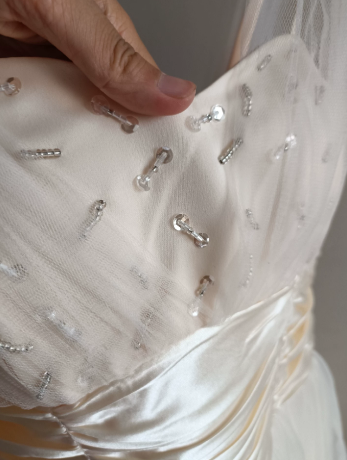 Mini robe de soirée en satin, sans bretelles, sans manches, ligne a, simple, C899