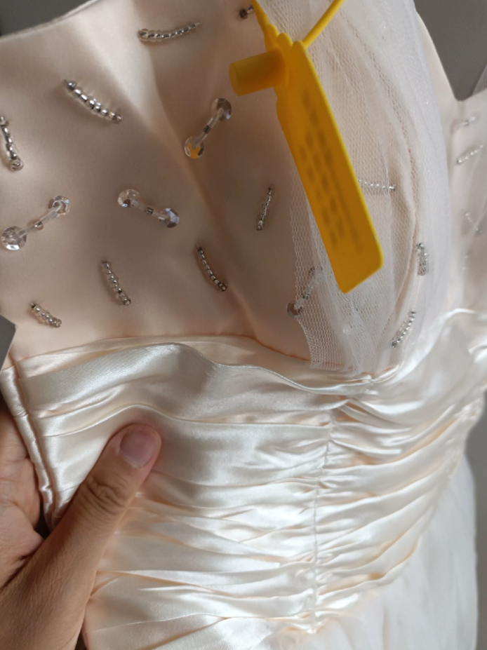 Mini robe de soirée en satin, sans bretelles, sans manches, ligne a, simple, C899