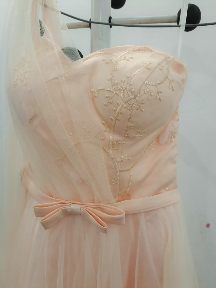 Robe de bal de princesse bustier à volants en satin long, robe de soirée C8117