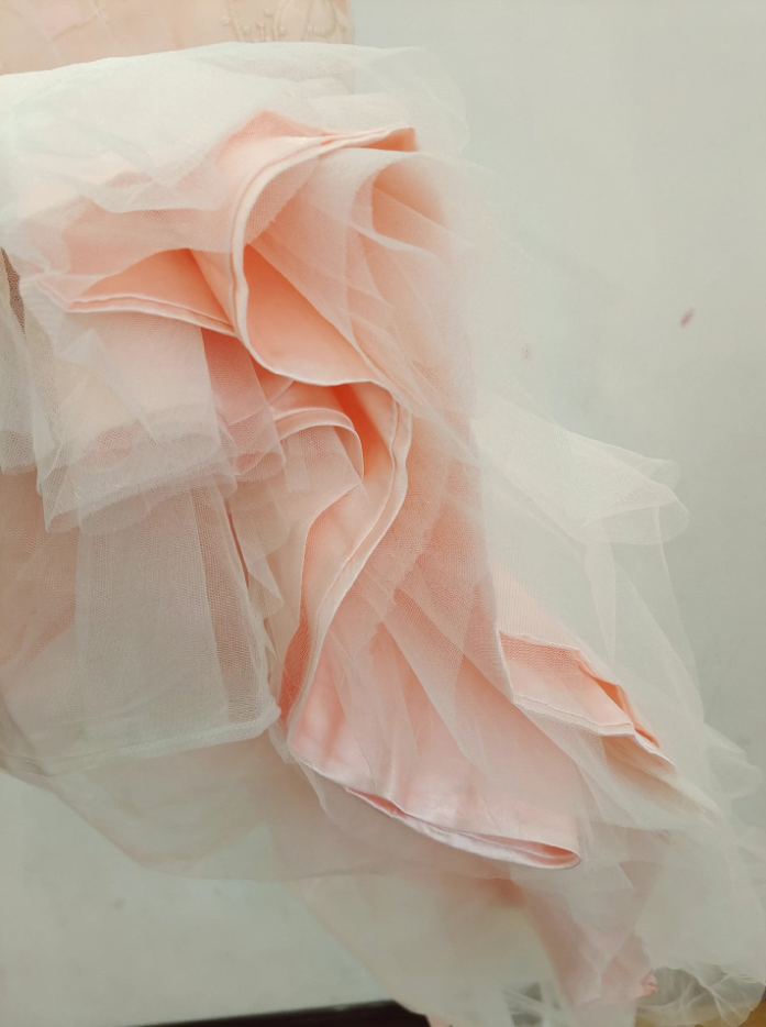 Robe de bal de princesse bustier à volants en satin long, robe de soirée C8117
