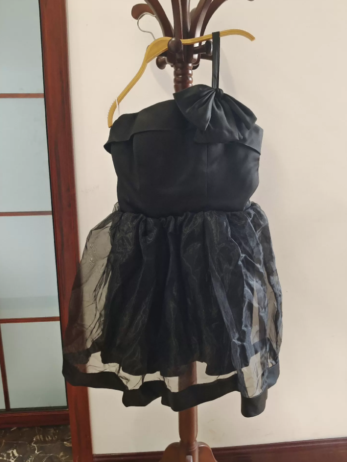 Mini robe de soirée en satin, sans bretelles, sans manches, ligne a, simple, C899