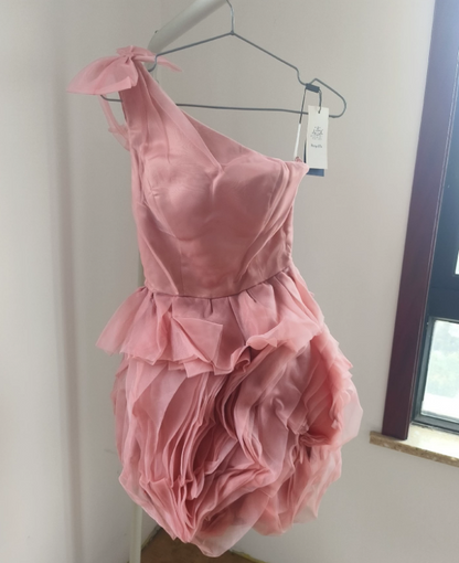Fashion One Shoulder Pink Homecoming Dress Tulle A-Line Ruffles Birthday Dress C8384