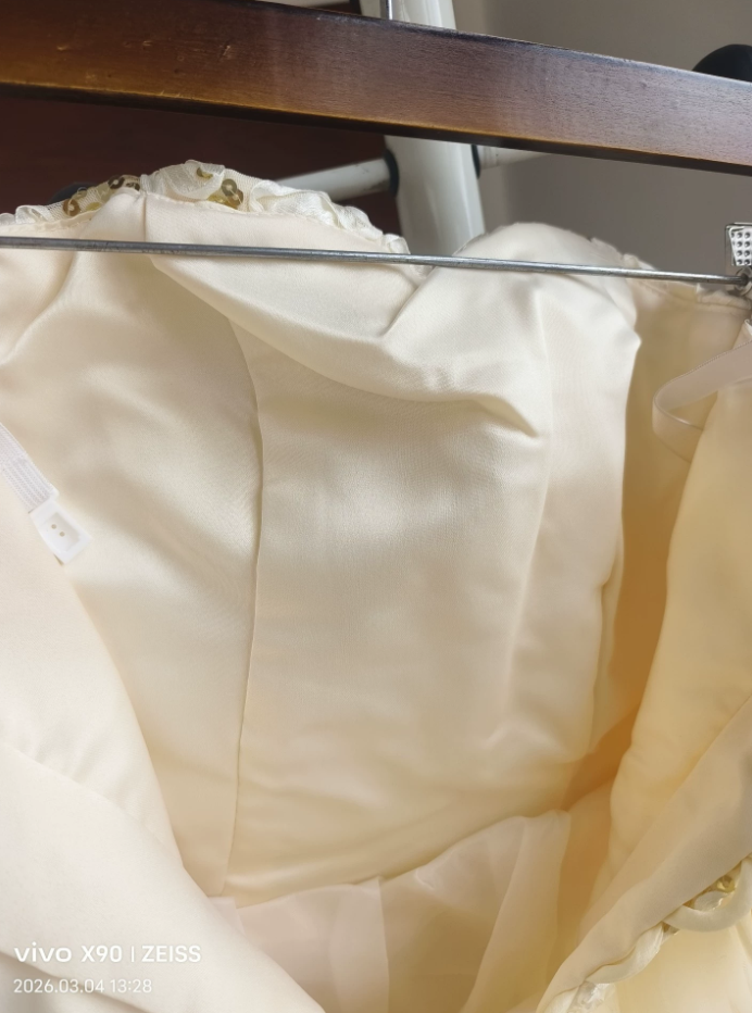 Mini robe de soirée en satin, sans bretelles, sans manches, ligne a, simple, C899