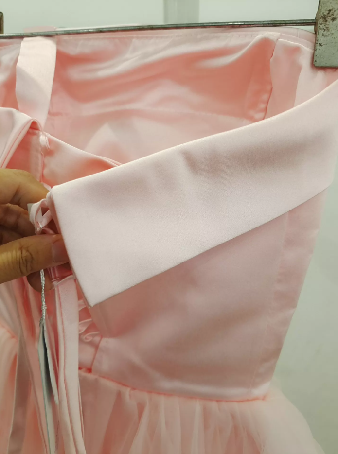 Mini robe de soirée en satin, sans bretelles, sans manches, ligne a, simple, C899