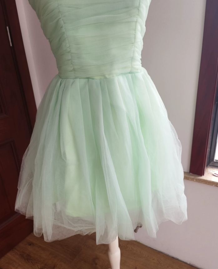 Mini robe de soirée en satin, sans bretelles, sans manches, ligne a, simple, C899