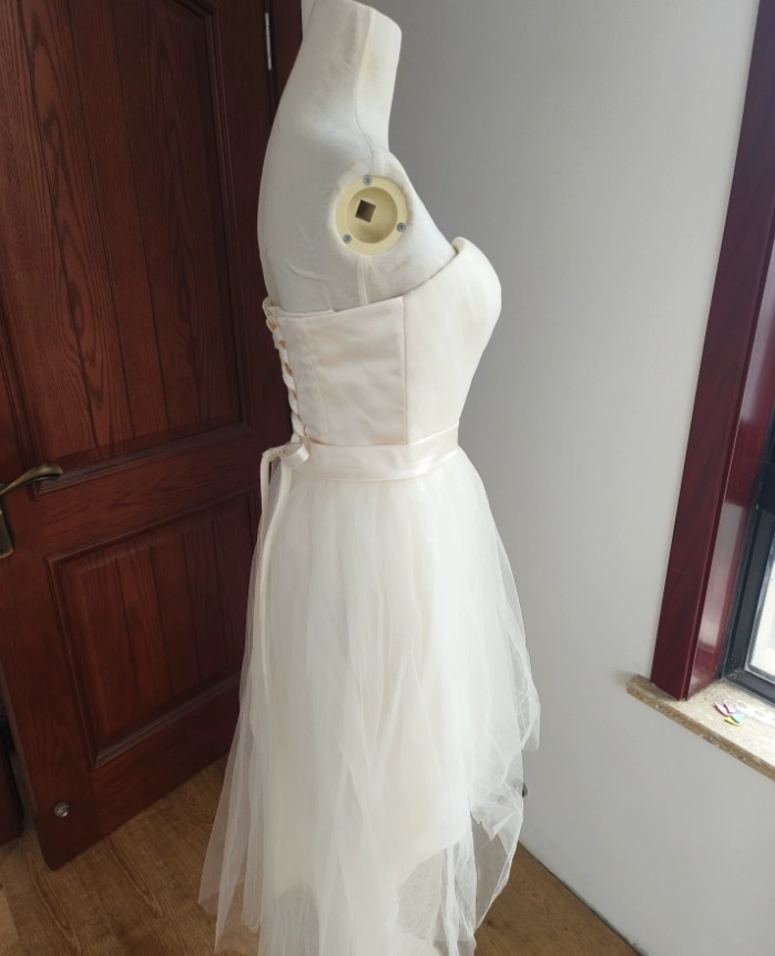 Mini robe de soirée en satin, sans bretelles, sans manches, ligne a, simple, C899