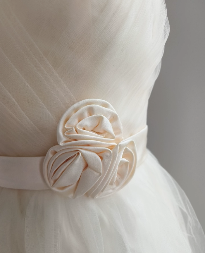 Mini robe de soirée en satin, sans bretelles, sans manches, ligne a, simple, C899