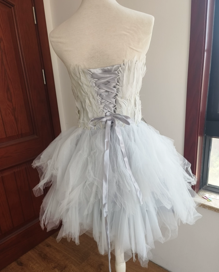 Mini robe de soirée en satin, sans bretelles, sans manches, ligne a, simple, C899