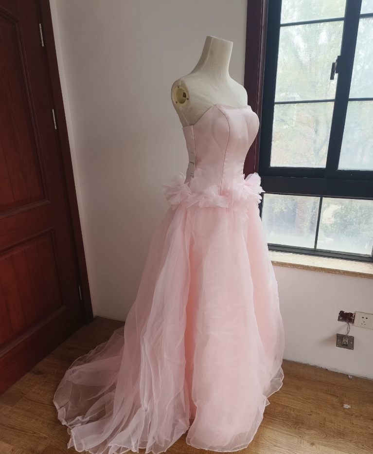 Elegant Strapless Pink Prom Dress Tulle Appliques A-Line Formal Dress C8402