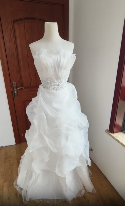 Sleek Strapless White Wedding Dresses Appliques Ruffles A-Line Bridal Dress C8406