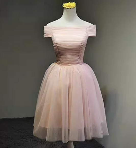 Sweet Off-Shoulder Pink Homecoming Dress Tulle A-Line Birthday Dress C8415