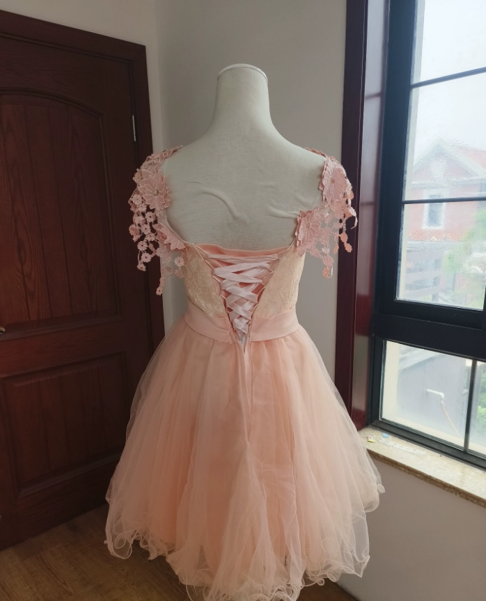 Mini robe de soirée en satin, sans bretelles, sans manches, ligne a, simple, C899