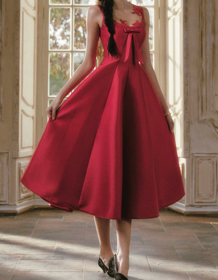 Charming A-Line Satin Prom Dress Bow Appliques Evening Dress C8441