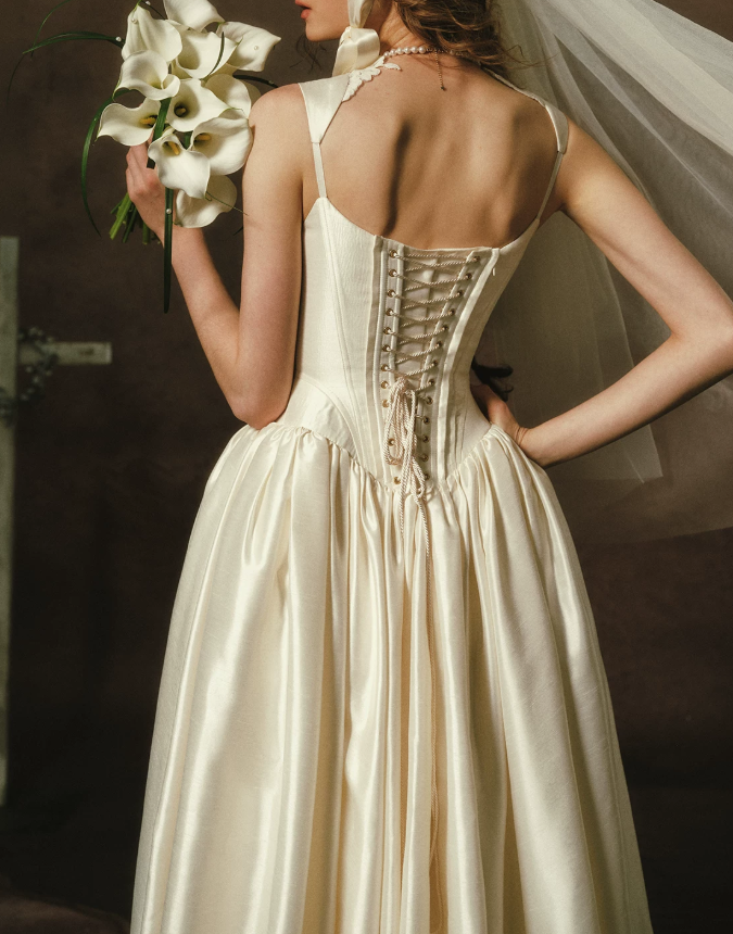 Superbe robe de mariée sirène bustier en satin et tulle, longue et en dentelle, C4563