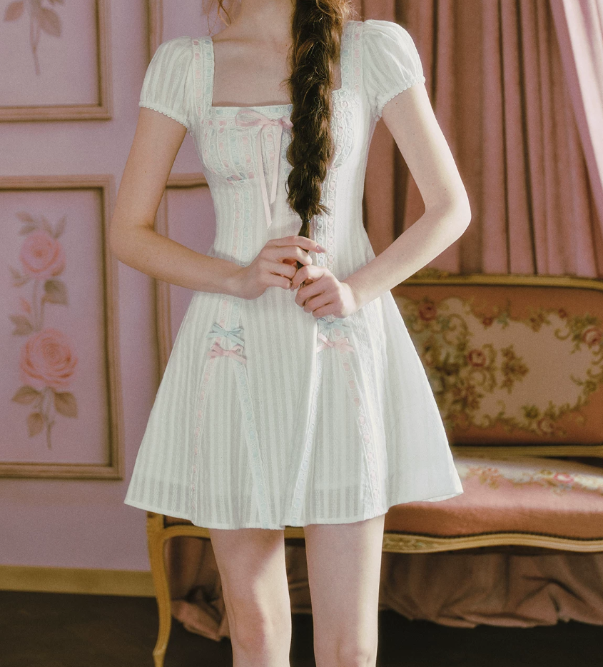 Mini robe de soirée en satin, sans bretelles, sans manches, ligne a, simple, C899