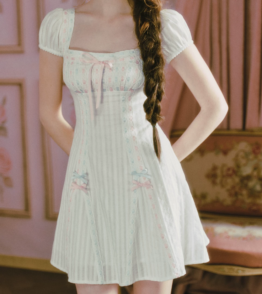 Mini robe de soirée en satin, sans bretelles, sans manches, ligne a, simple, C899