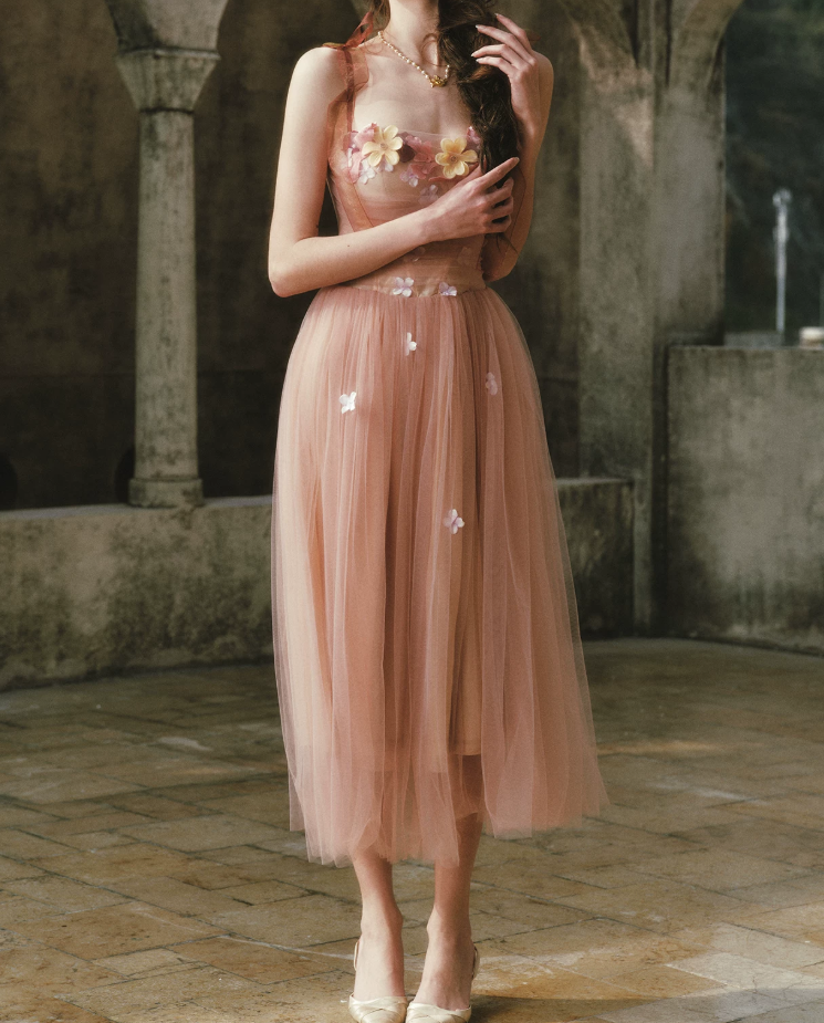 Ethereal Appliques Pink Prom Dress A-Line Spaghetti Straps Evening Dress C8512