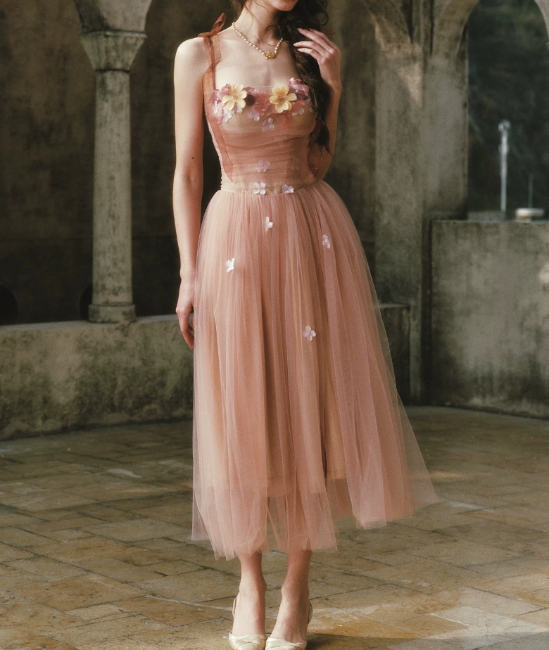 Ethereal Appliques Pink Prom Dress A-Line Spaghetti Straps Evening Dress C8512