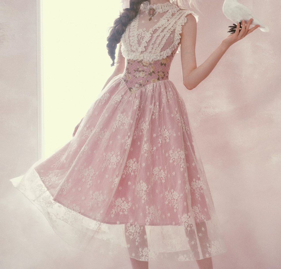 Romantic Round Neck Pink Prom Dress Lace Floral A-Line Evening Dress C8523