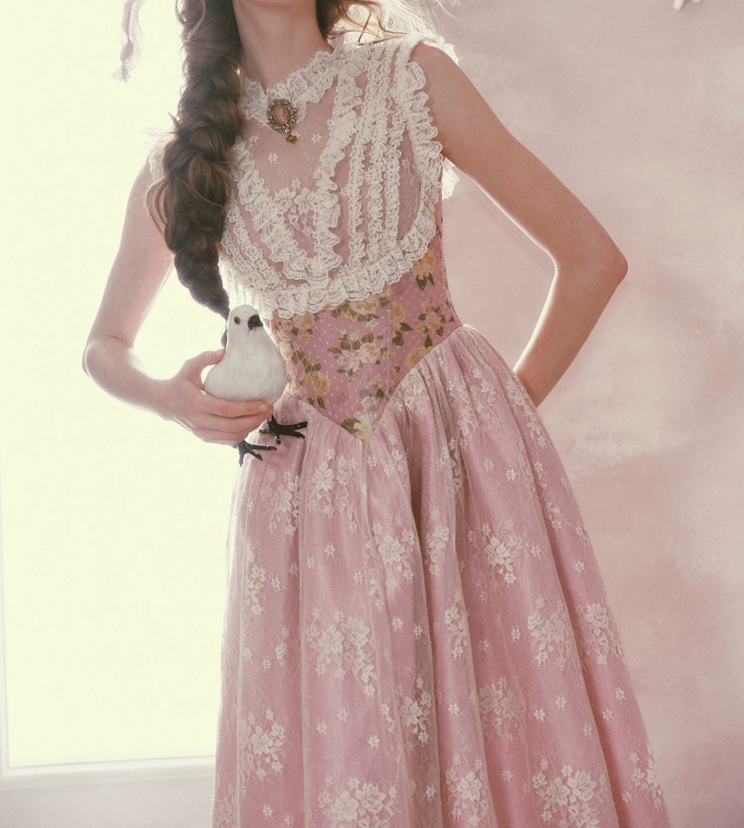 Romantic Round Neck Pink Prom Dress Lace Floral A-Line Evening Dress C8523