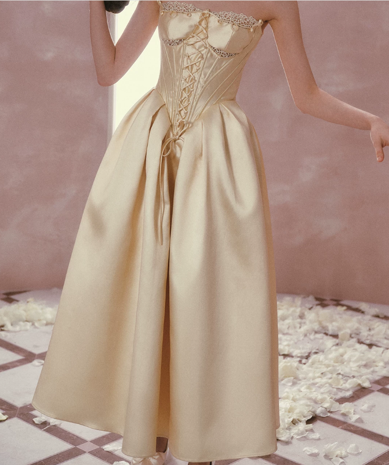 Robe de bal de princesse bustier à volants en satin long, robe de soirée C8117