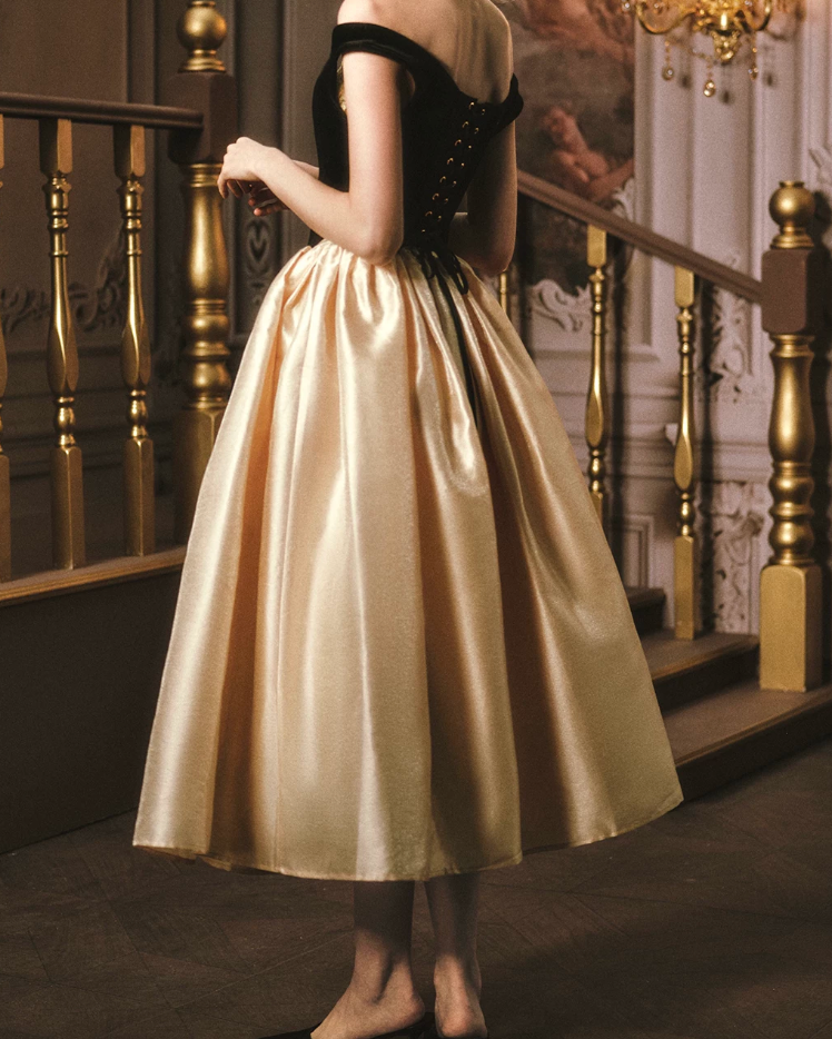 Chic Off-Shoulder Black & Gold Prom Dress Satin A-Line Evening Dress C8562