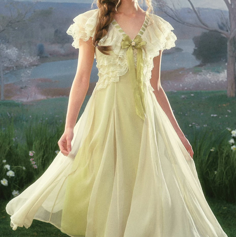 Robe de bal de princesse bustier à volants en satin long, robe de soirée C8117