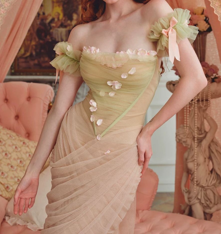 Robe de bal de princesse bustier à volants en satin long, robe de soirée C8117