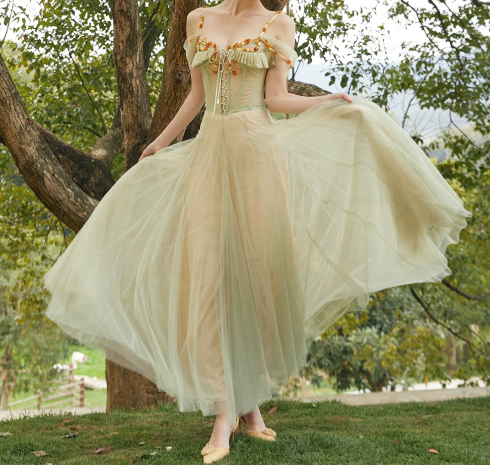 Robe de bal de princesse bustier à volants en satin long, robe de soirée C8117