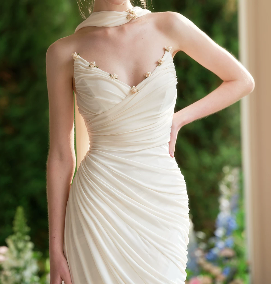 Chic Strapless White Wedding Dresses With Scarf Appliqeus Ruched Bridal Dress C8624