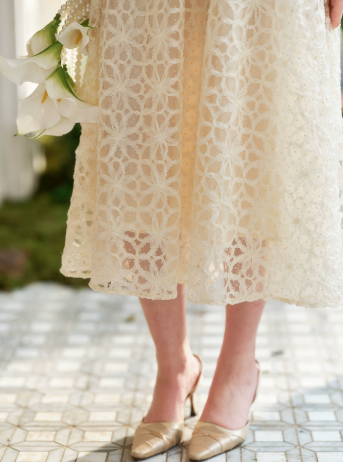 Ornate Spaghetti Straps Ivory Prom Dress Lace  Bows A-Line Evening Dress C8639