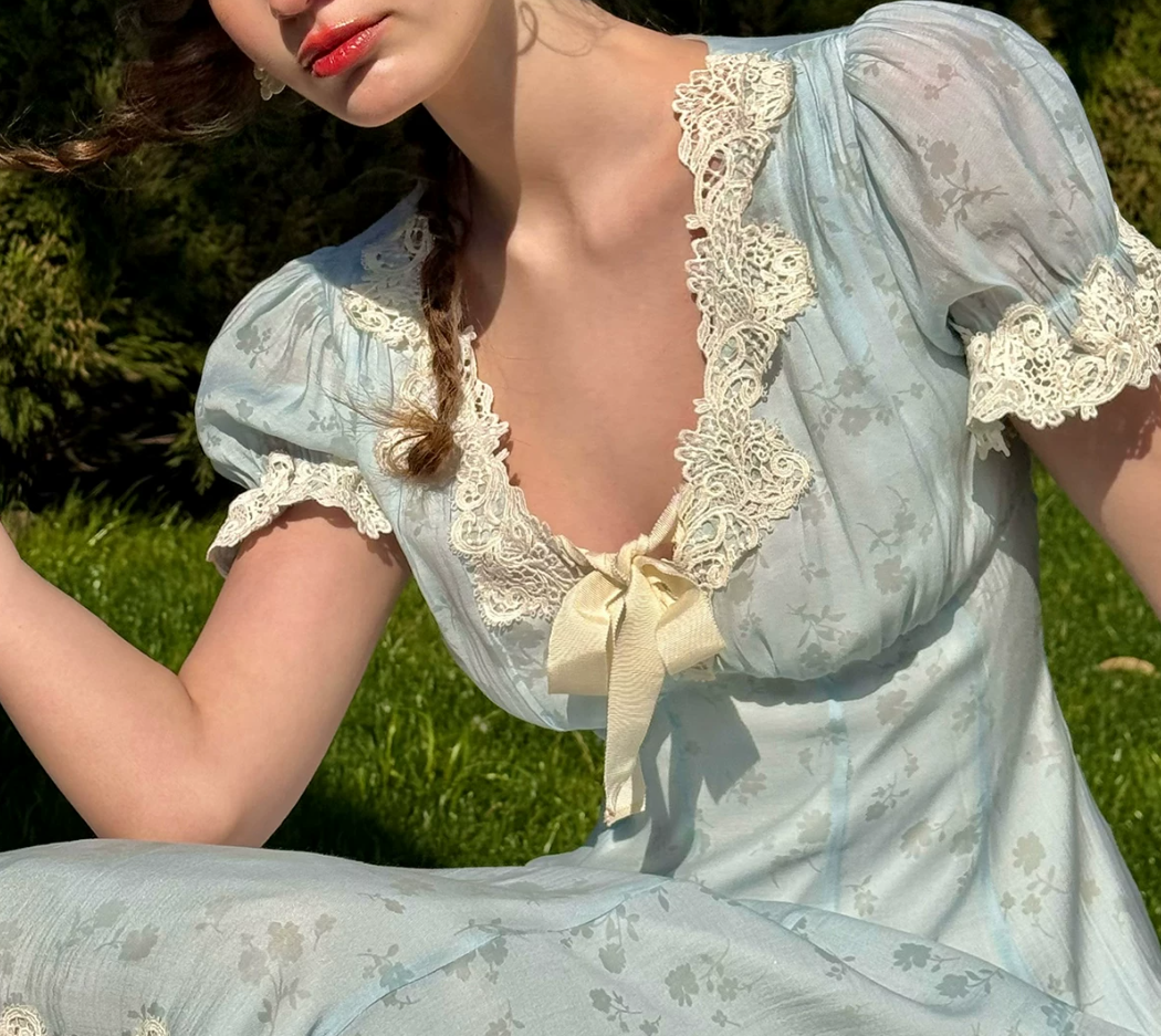 Romantic Short Sleeve Blue Prom Dress Lace V Neck A-Line Evening Dress C8644