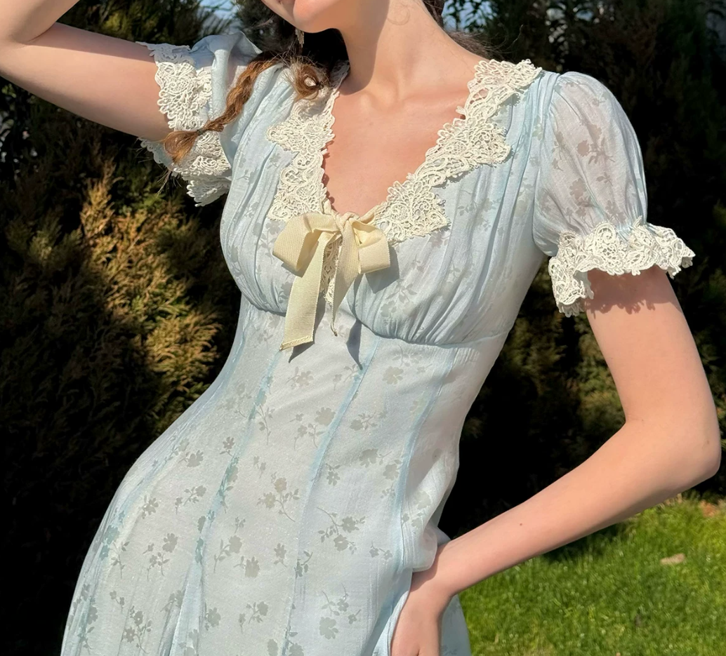 Romantic Short Sleeve Blue Prom Dress Lace V Neck A-Line Evening Dress C8644