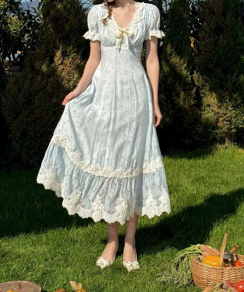 Romantic Short Sleeve Blue Prom Dress Lace V Neck A-Line Evening Dress C8644