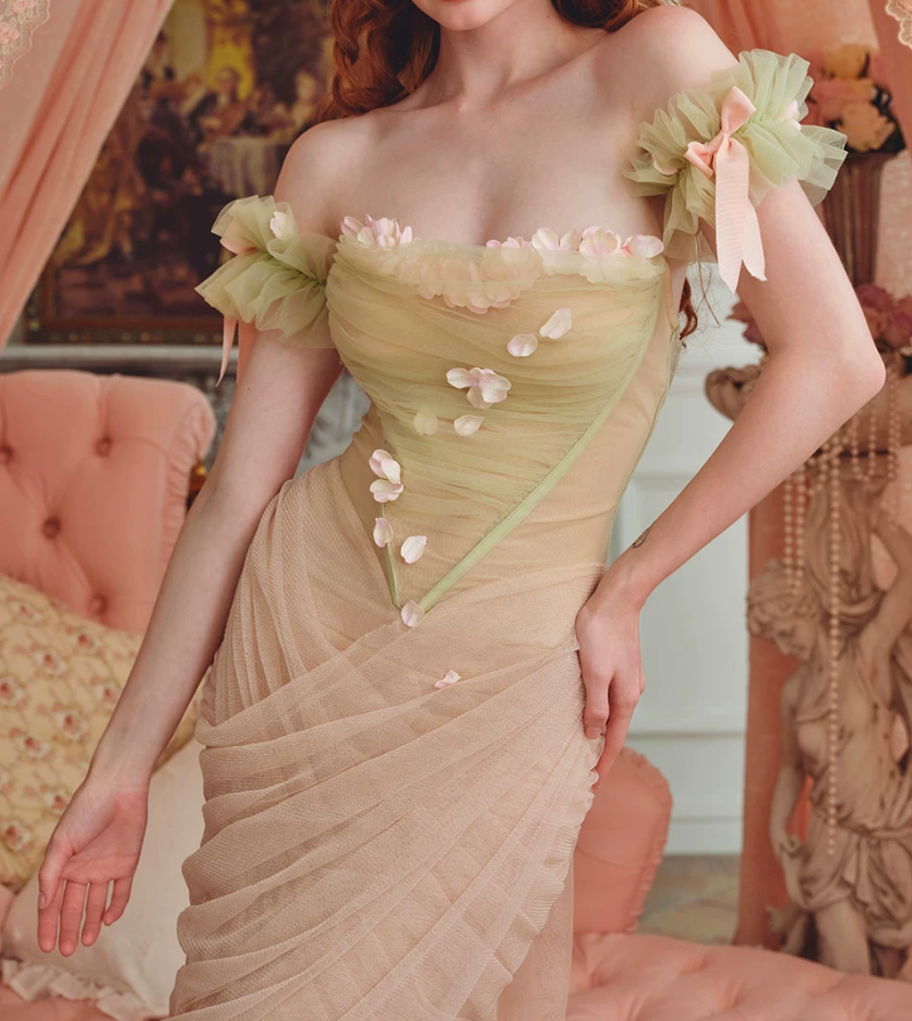 Robe de bal de princesse bustier à volants en satin long, robe de soirée C8117