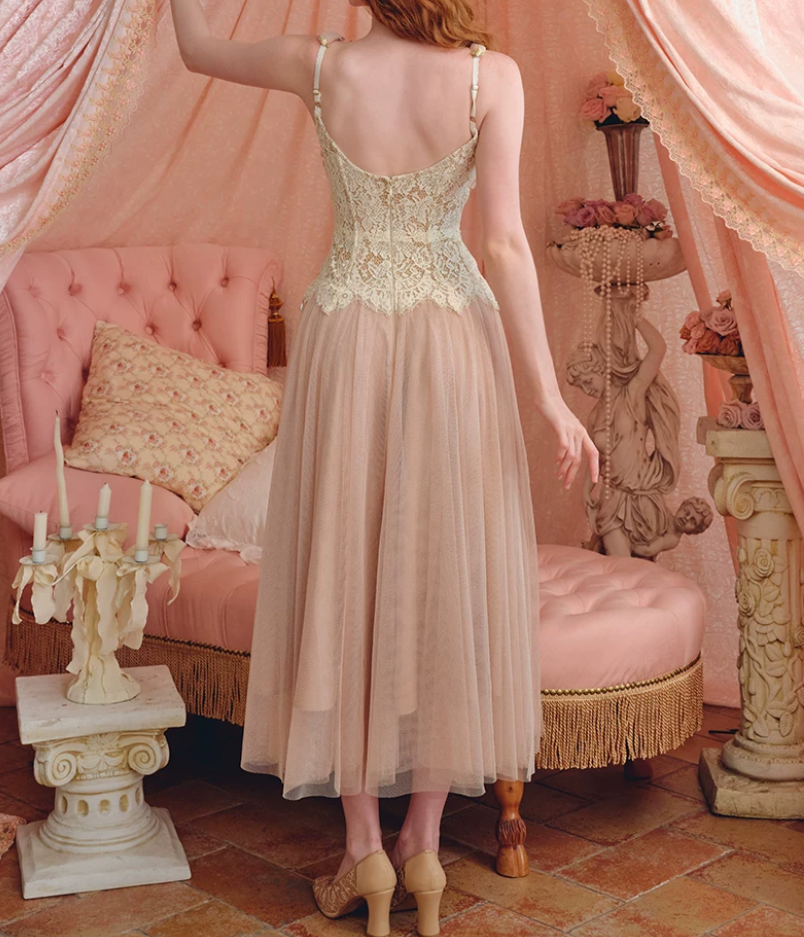Fascinating Spaghetti Straps Pink Tulle Prom Dress 3D Floral Lace A-Line Evening Dress C8662