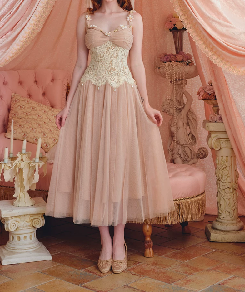 Fascinating Spaghetti Straps Pink Tulle Prom Dress 3D Floral Lace A-Line Evening Dress C8662