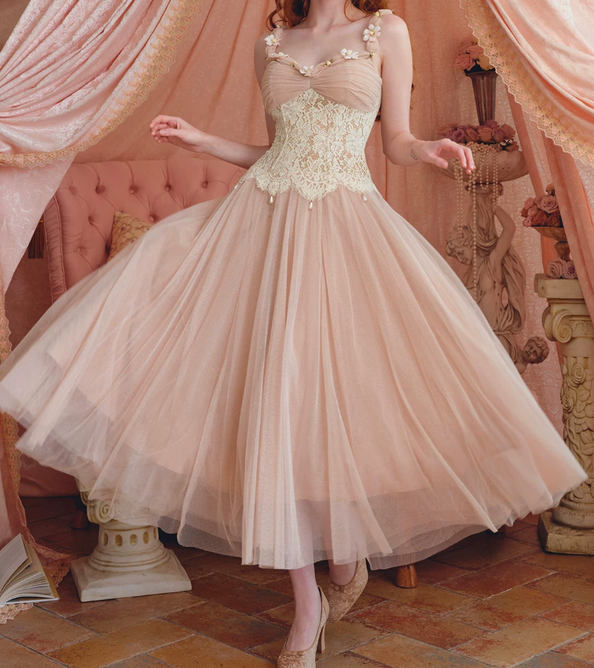 Fascinating Spaghetti Straps Pink Tulle Prom Dress 3D Floral Lace A-Line Evening Dress C8662