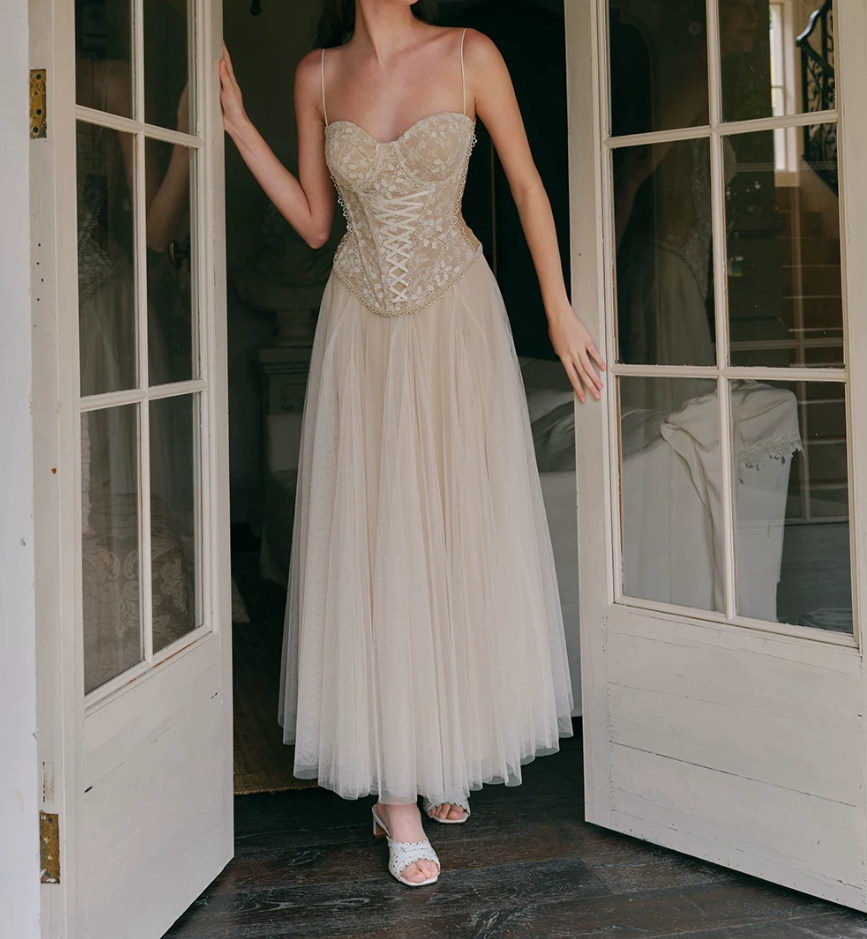 Robe de bal de princesse bustier à volants en satin long, robe de soirée C8117