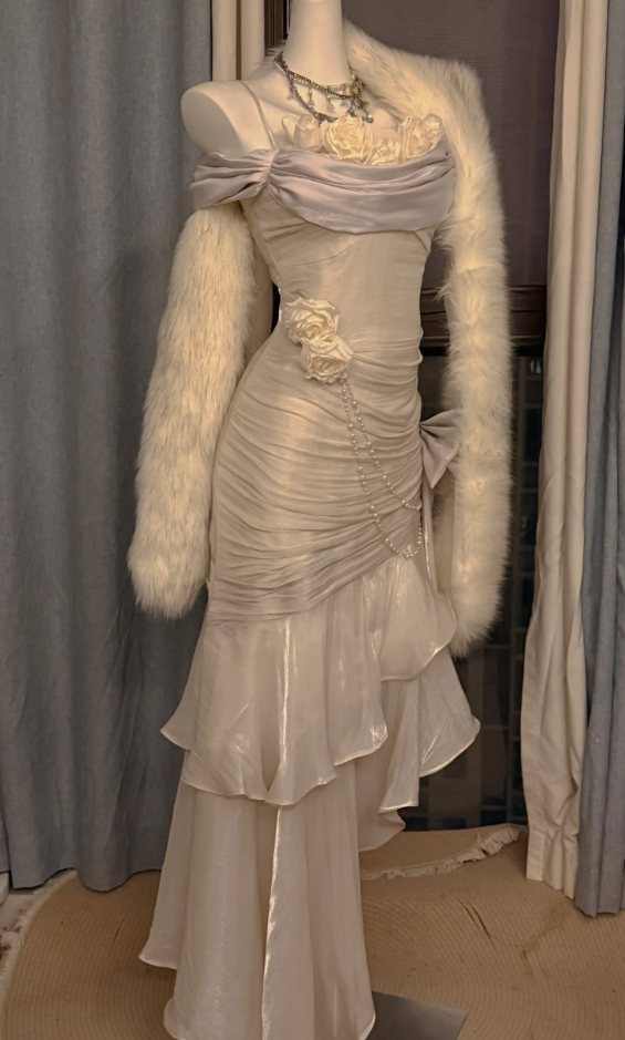 Robe de bal de princesse bustier à volants en satin long, robe de soirée C8117