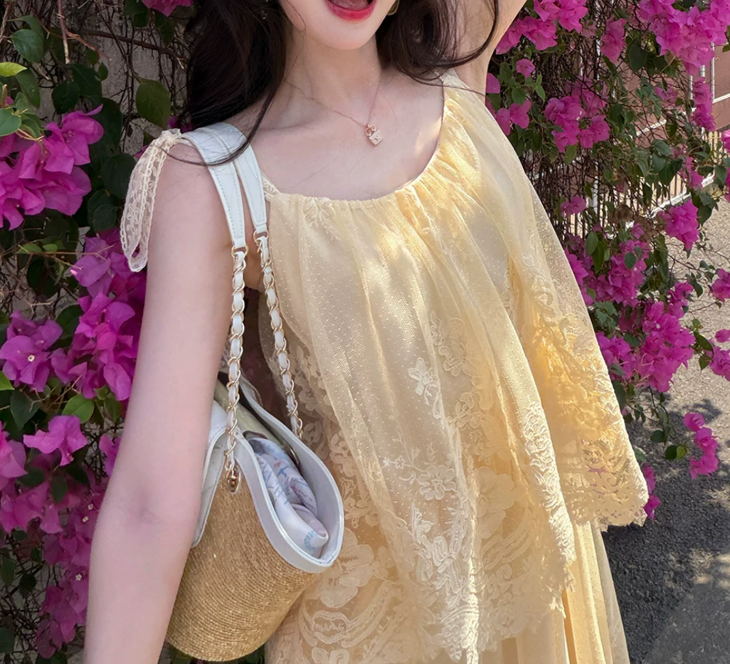 Elegant Spaghetti Straps Ivory Prom Dress Lace Tiered A-Line Evening Dress C8697