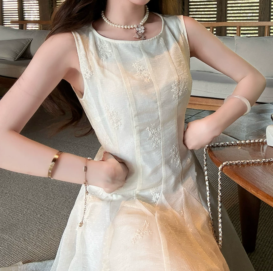Graceful Jewel Neck White Prom Dress Embroidered A-Line Evening Dress C8698