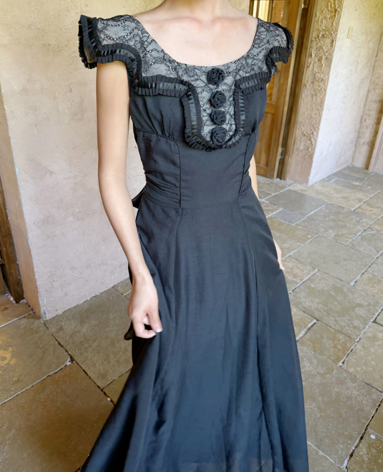 Robe de bal de princesse bustier à volants en satin long, robe de soirée C8117