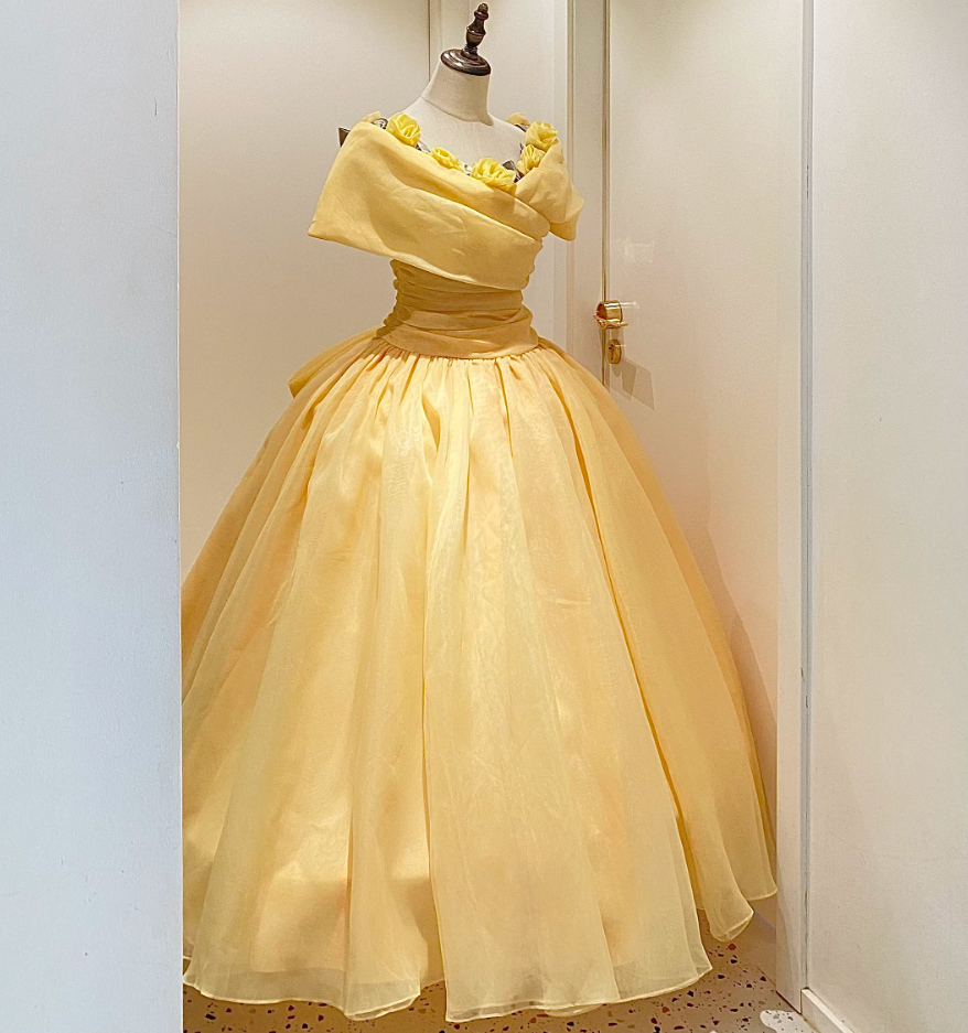 Robe de bal de princesse bustier à volants en satin long, robe de soirée C8117