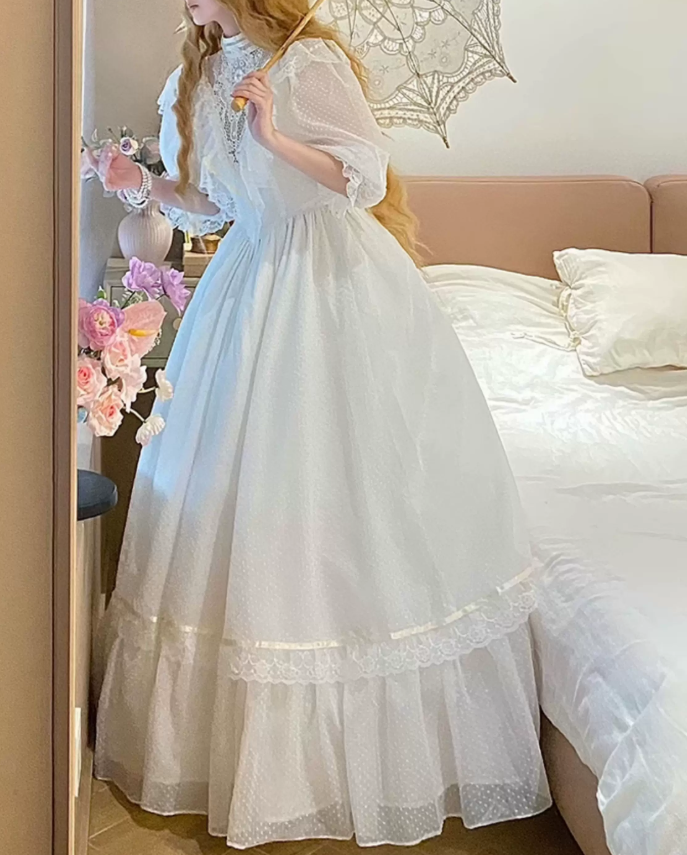Superbe robe de mariée sirène bustier en satin et tulle, longue et en dentelle, C4563