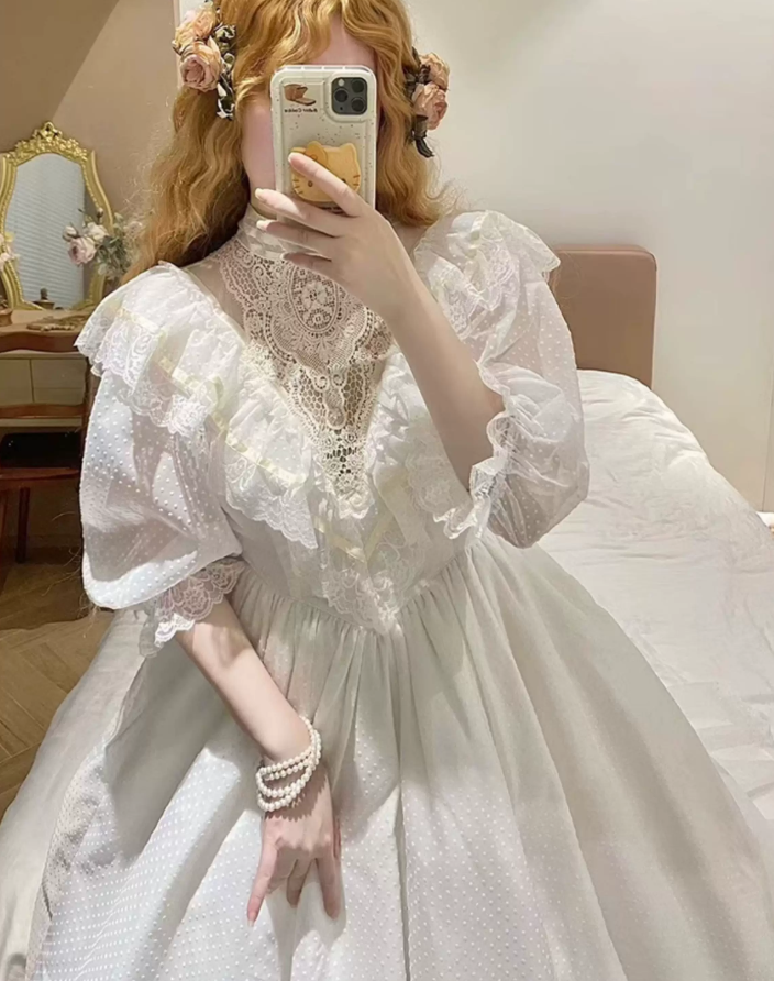 Superbe robe de mariée sirène bustier en satin et tulle, longue et en dentelle, C4563