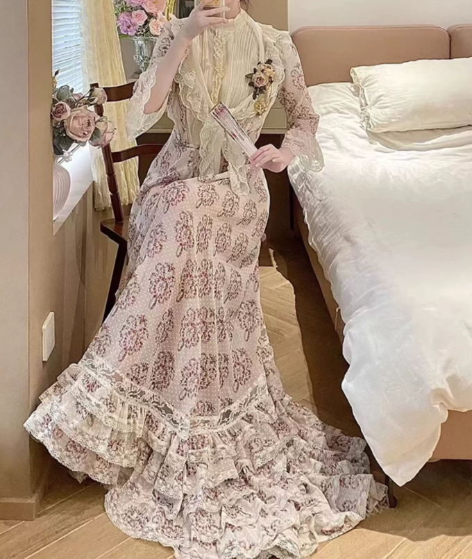 Unique Short Sleeve High Collar Prom Dress Floral Lace A-Line Evening Dress C8751