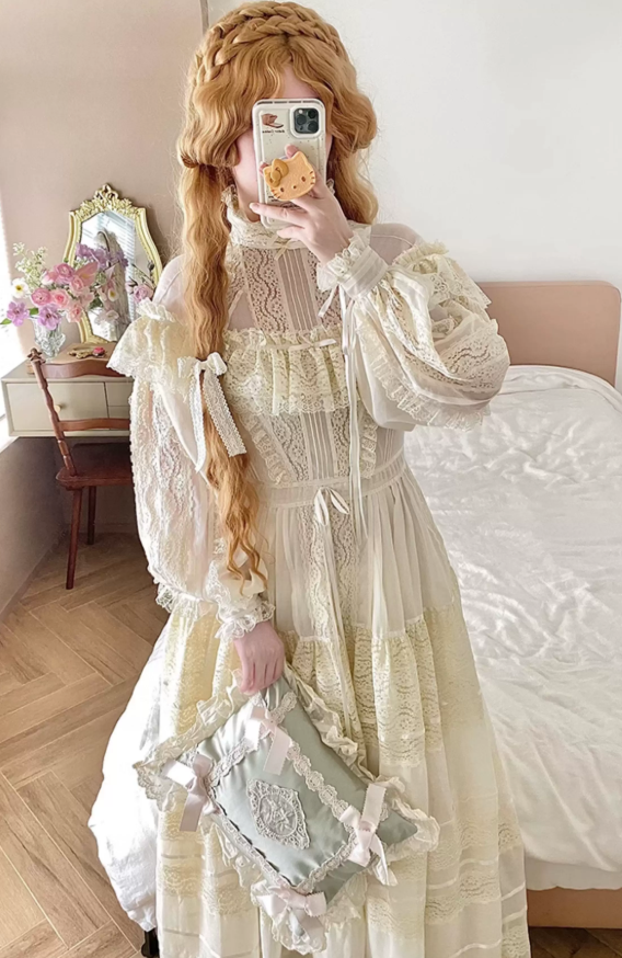 Ornate High Collar Lace Wedding Dresses Ivory Long Sleeve A-Line Bridal Dress C8753