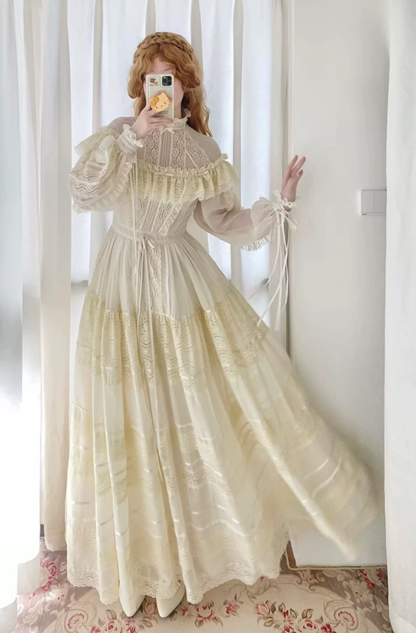 Ornate High Collar Lace Wedding Dresses Ivory Long Sleeve A-Line Bridal Dress C8753